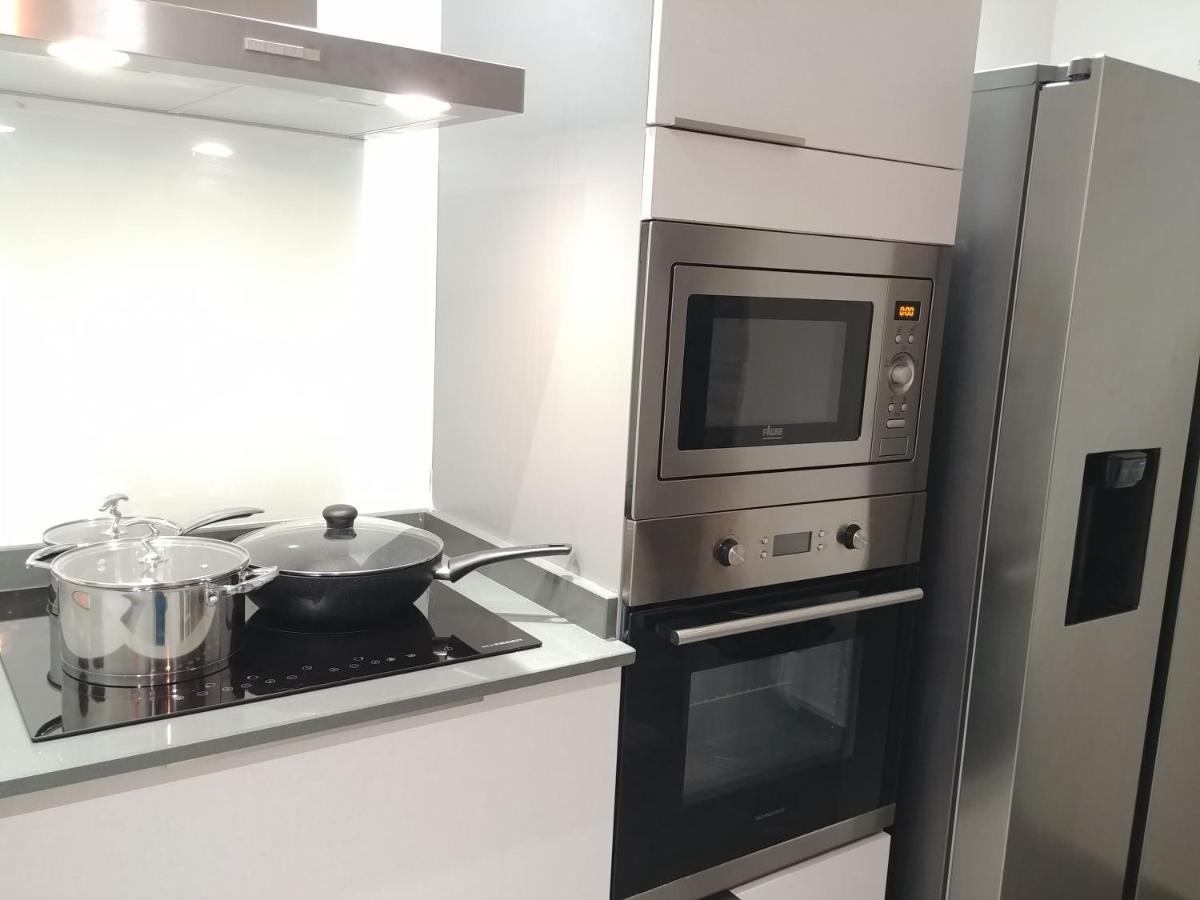 Villa Lorenza Пети-Бург Екстериор снимка