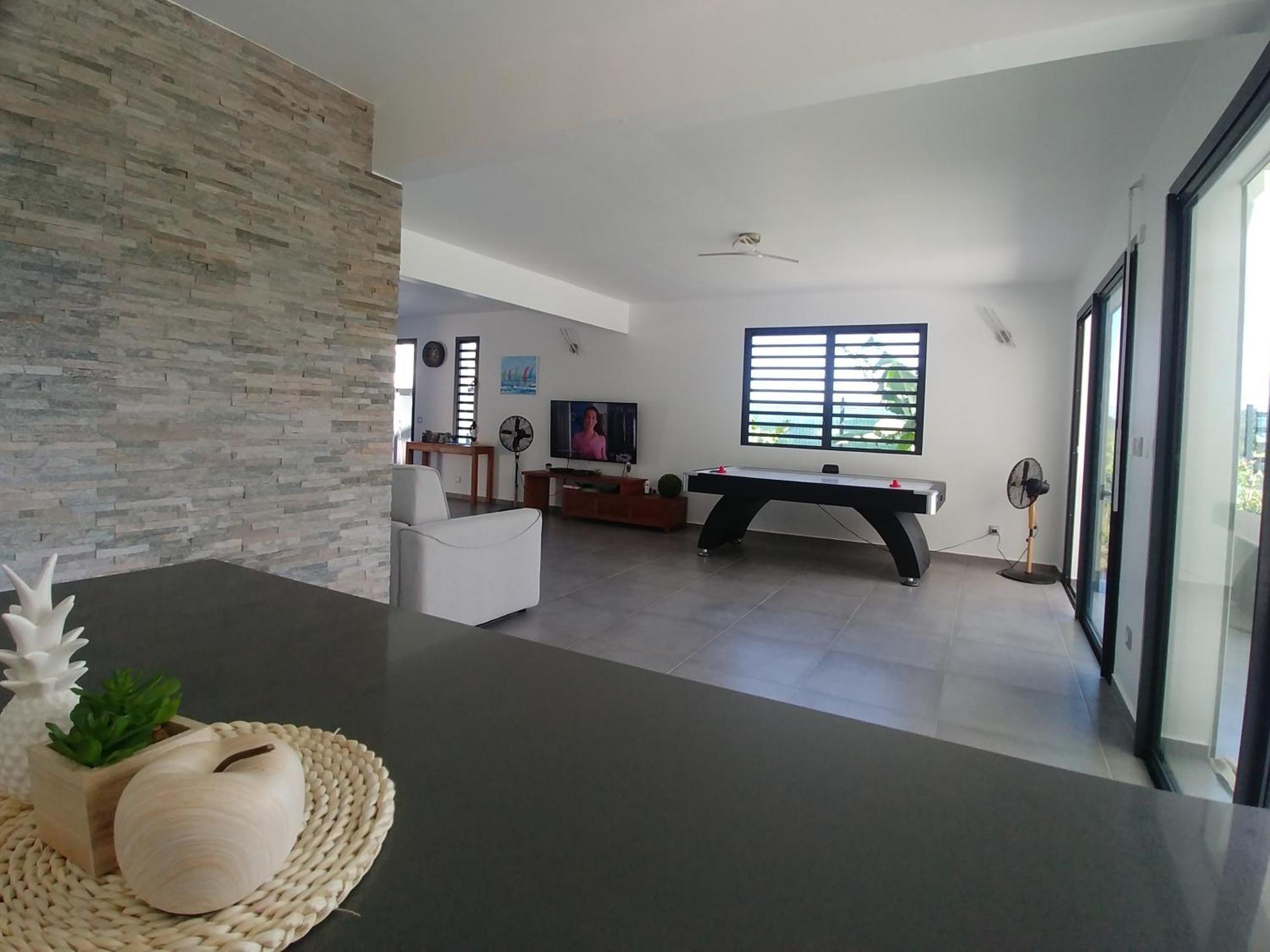 Villa Lorenza Пети-Бург Екстериор снимка